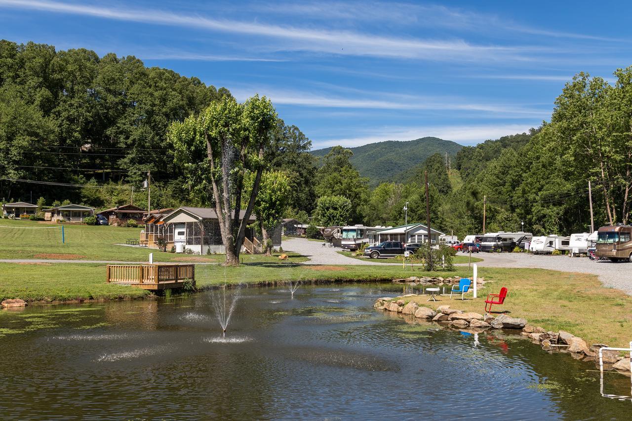 Fort Tatham Rv Resort Sylva Ngoại thất bức ảnh