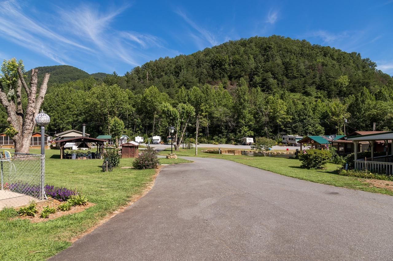 Fort Tatham Rv Resort Sylva Ngoại thất bức ảnh